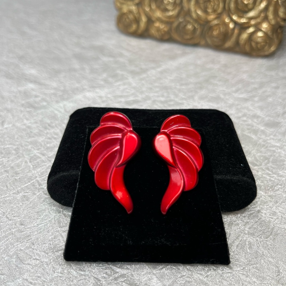 Vintage 80’s Red Wing-Shaped Earrings